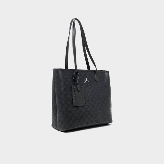 バッグ 17L JORDAN BRAND MONOGRAM TOTE BLACK Women's Jordan Monogram Tote Bag | Finish Line