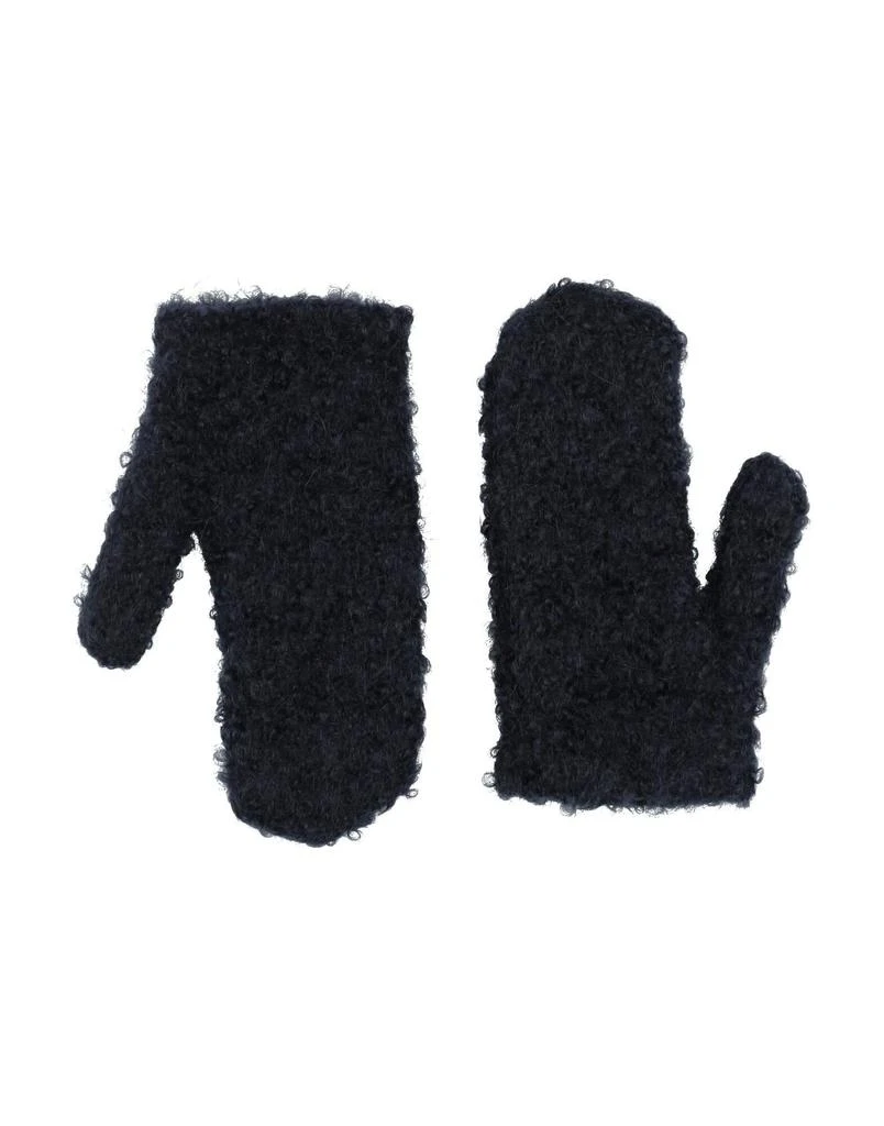 Daniela Gregis Gloves 1