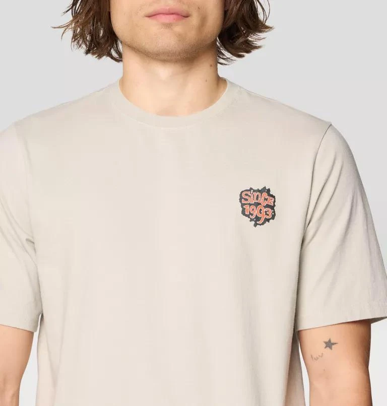 Mountain Hardwear Men
s MHW 90s Type Tilt Graphic Short Sleeve 4