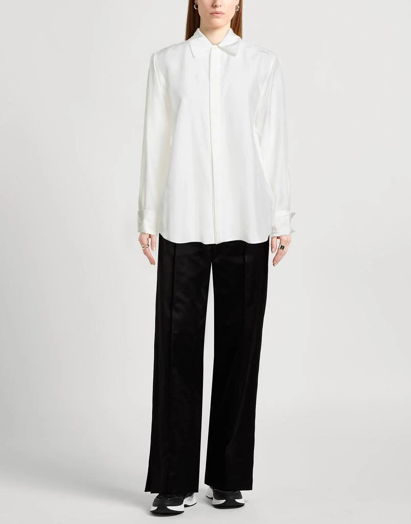 Burberry Silk shirts
blouses 2