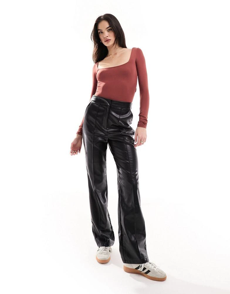 Bershka Bershka square neck bodysuit in washed burgandy 3