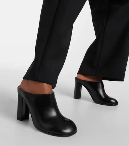 Alaïa Babylone leather mules 4