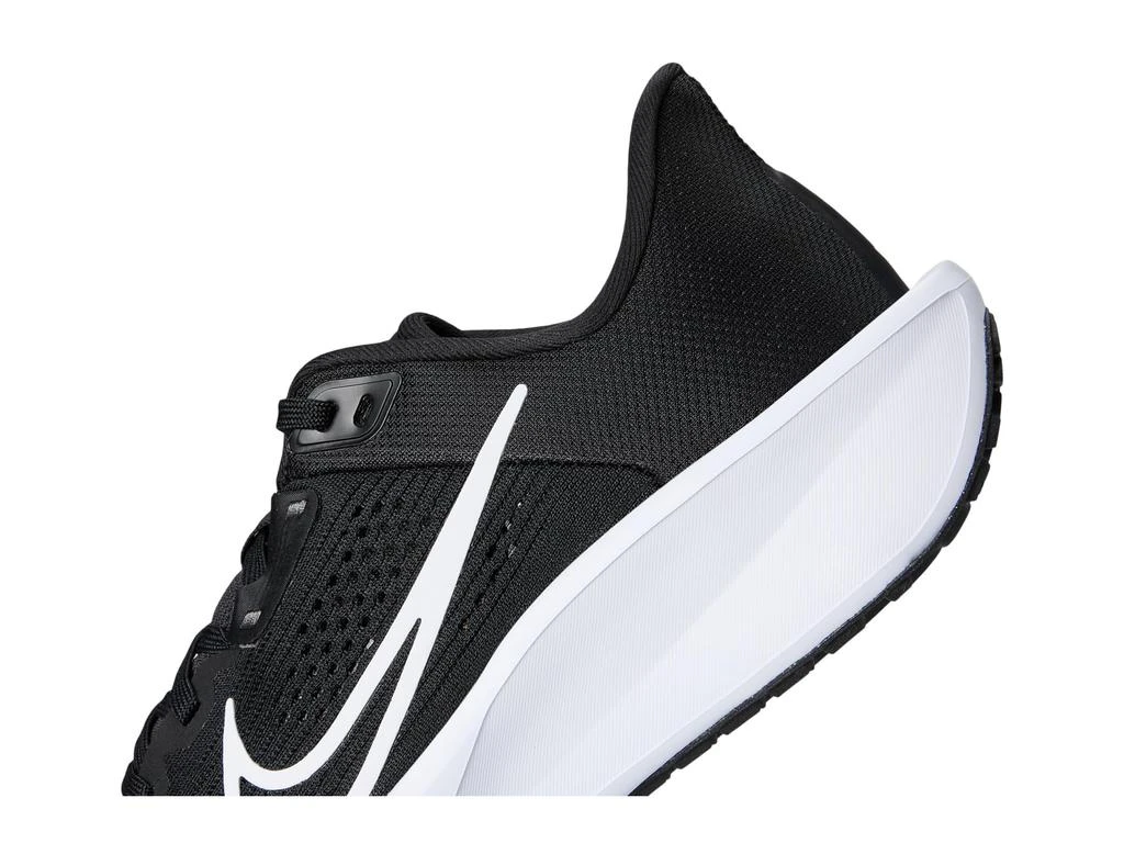 NIKE Quest 6 6