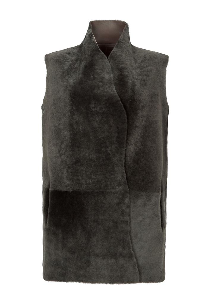 Gushlow & Cole Natural edge mid-length shearling gilet
