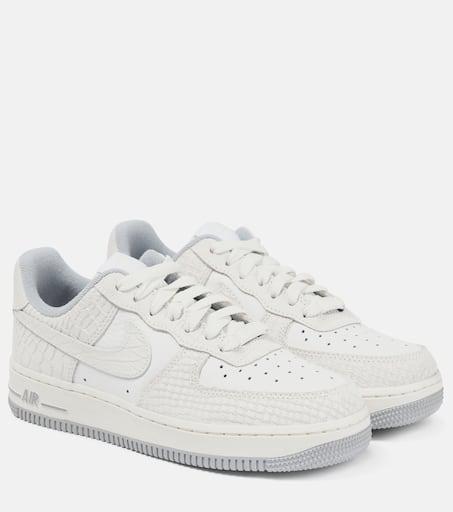 NIKE Air Force 1 
07 leather sneakers