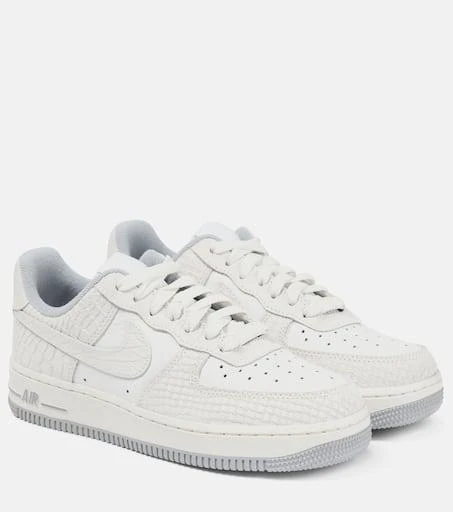 NIKE Air Force 1 
07 leather sneakers 1