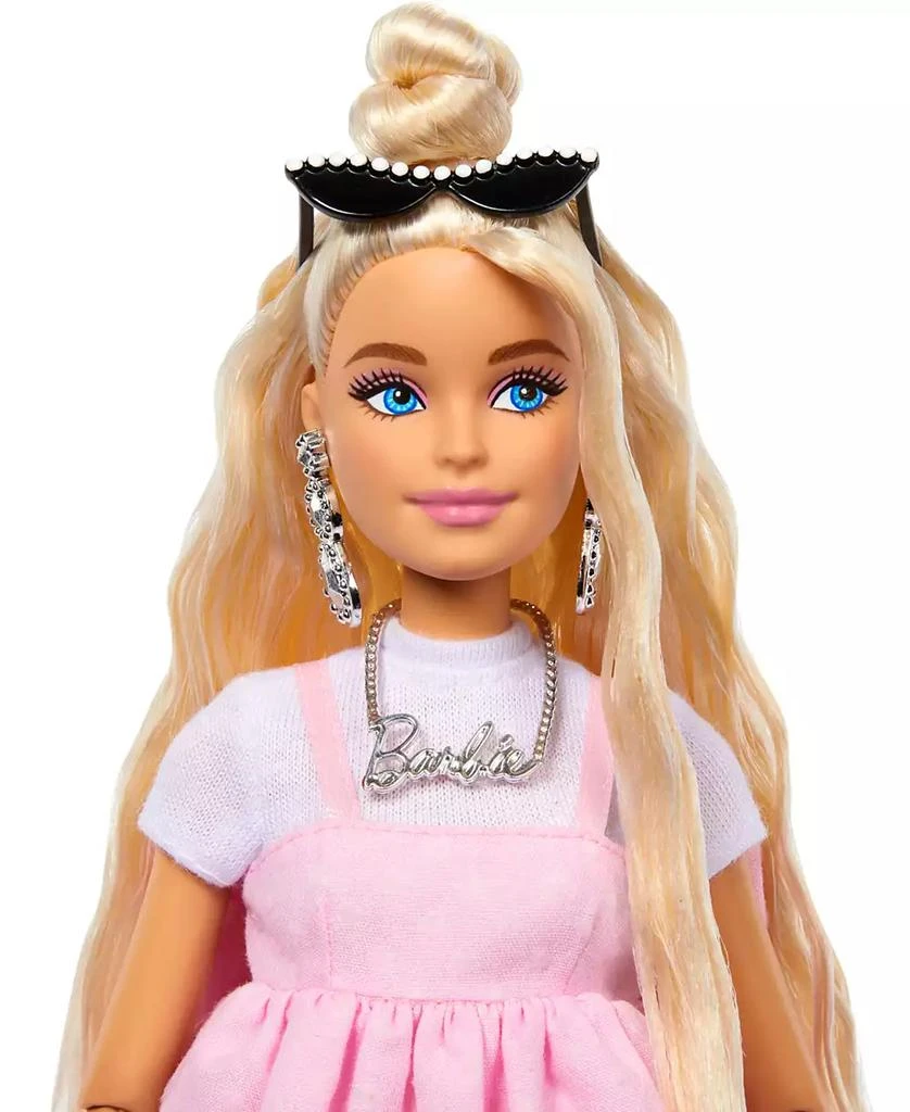 Barbie Deluxe Style Doll 3 in Pastel Pink Barbiecore Dress with Oversized Bow, Blond Hair 4