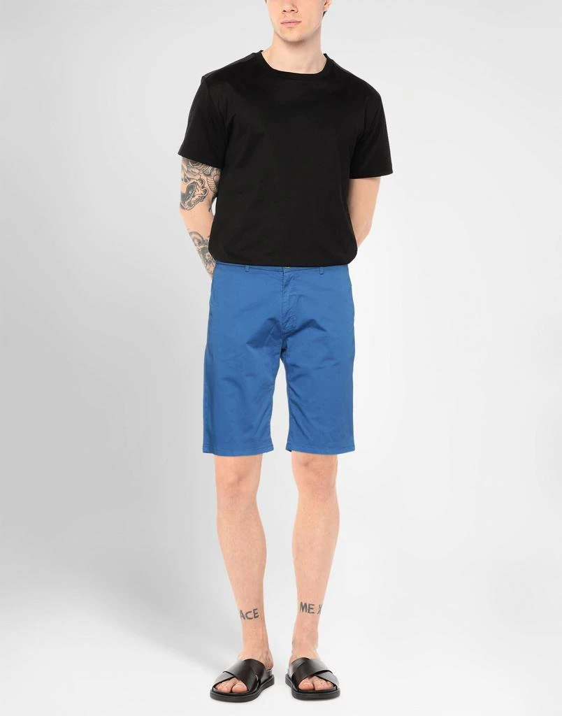MANUEL RITZ Shorts & Bermuda 2