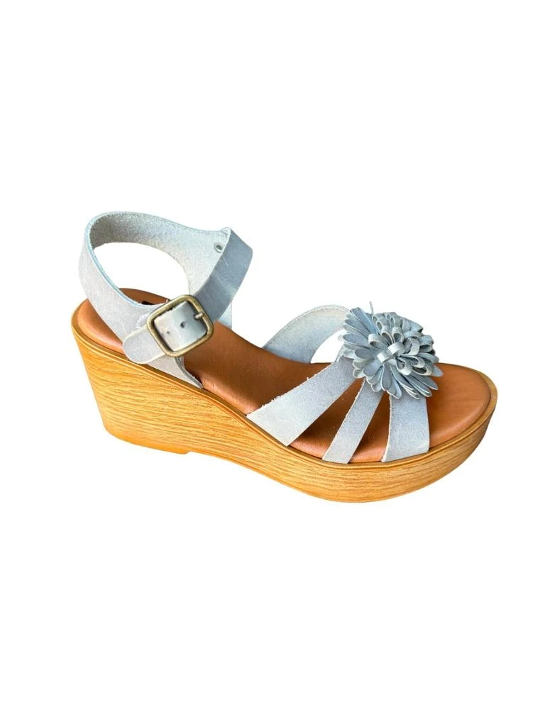 BTU by Bertuchi Women Bailey Sandal In Grey 1