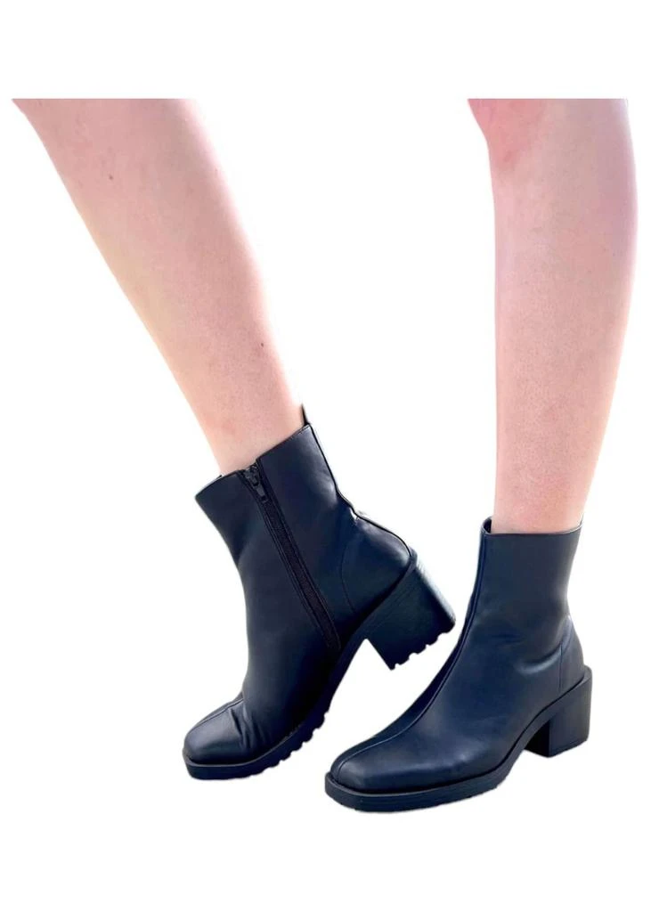 SHU SHOP Women's Chained To You Boots In Black 5