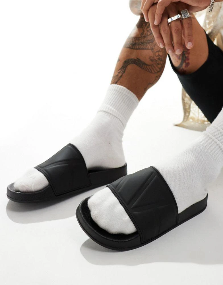 ASOS ASOS DESIGN sliders in black 1