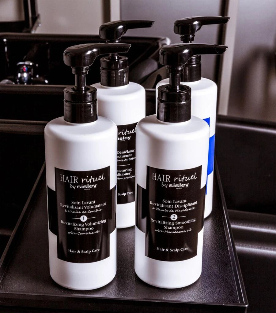 Sisley Revitalizing Smoothing Shampoo With Macadamia Oil (500Ml) 3