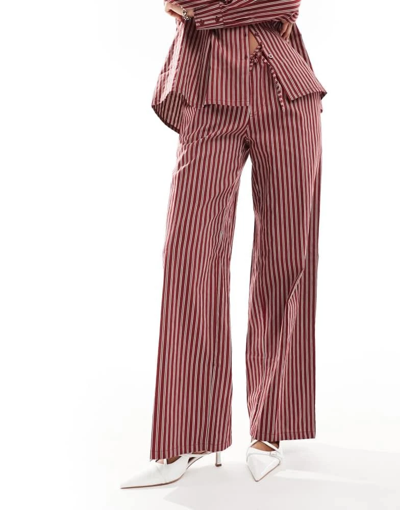 Motel Motel lirura striped low rise trouser in burgundy 2