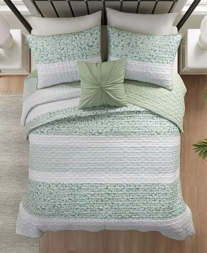 Macy's Caralie Seersucker 4 Piece Quilt Set 8