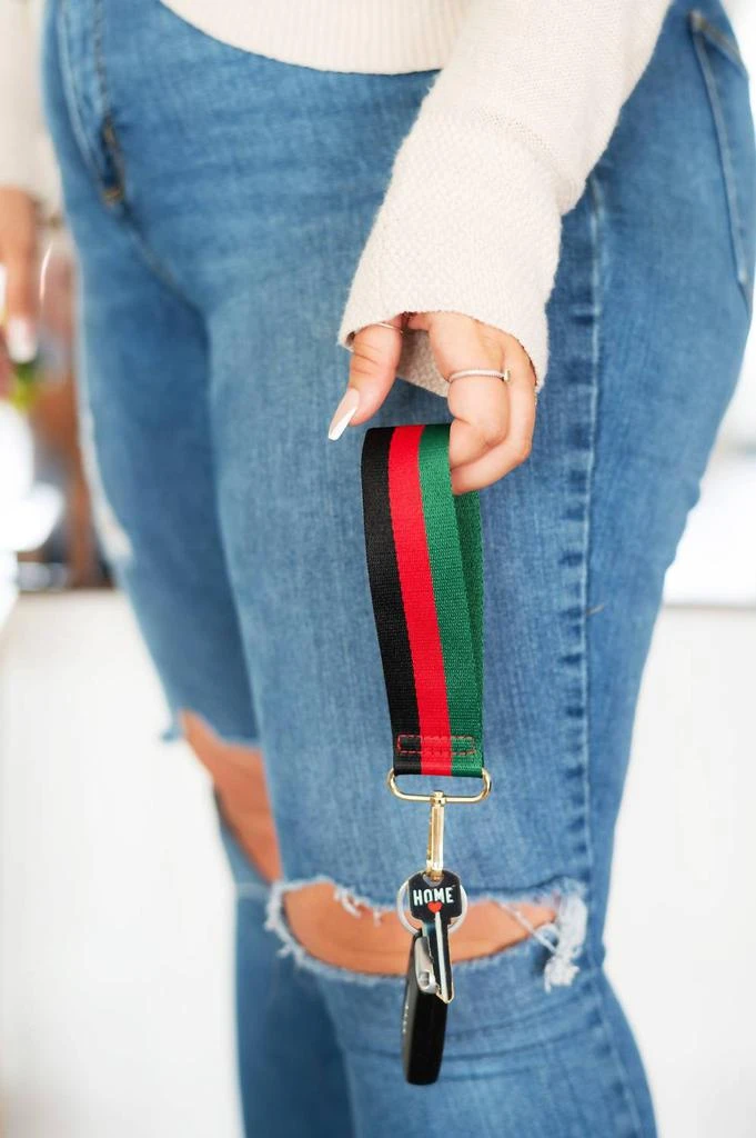 Viv 
Lou Viv 
Lou - Women
s Wristlet Strap 4