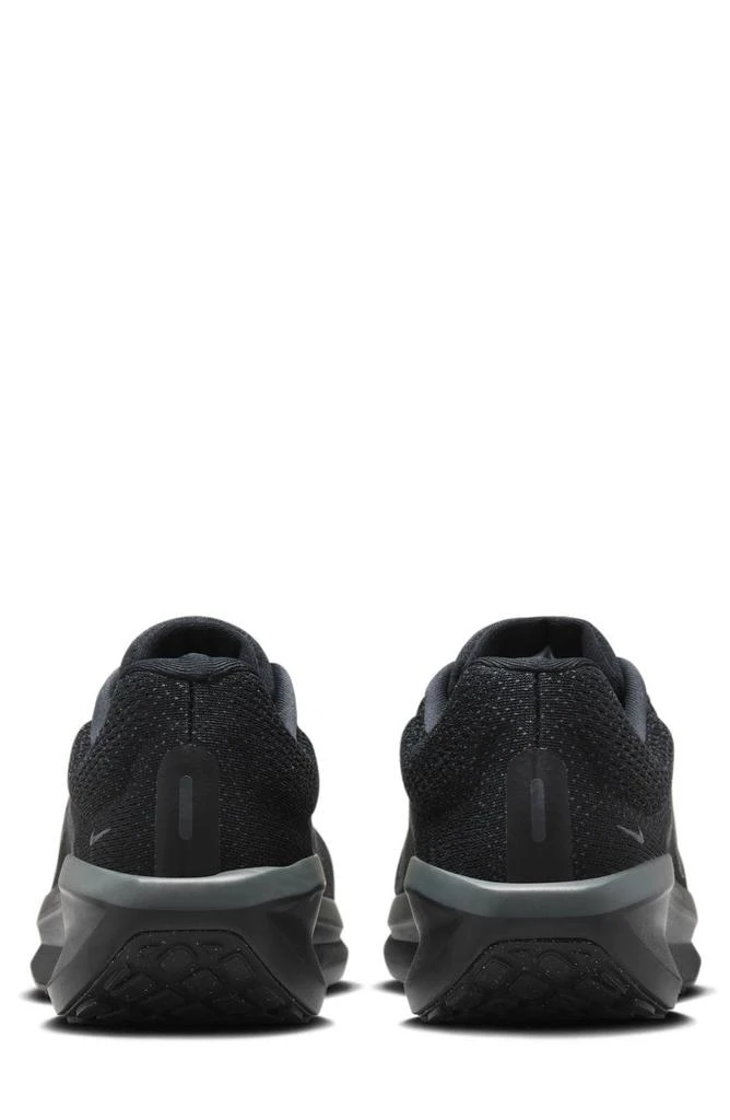 NIKE Air Winflo 11 Running Shoe 2