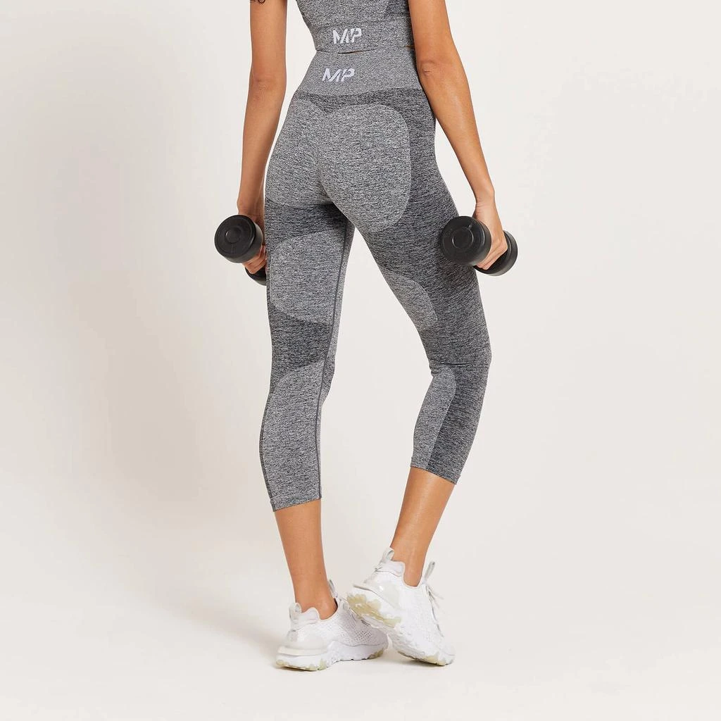 Myprotein MP Women's Curve High Waisted 3/4 Leggings - Grey Marl 3