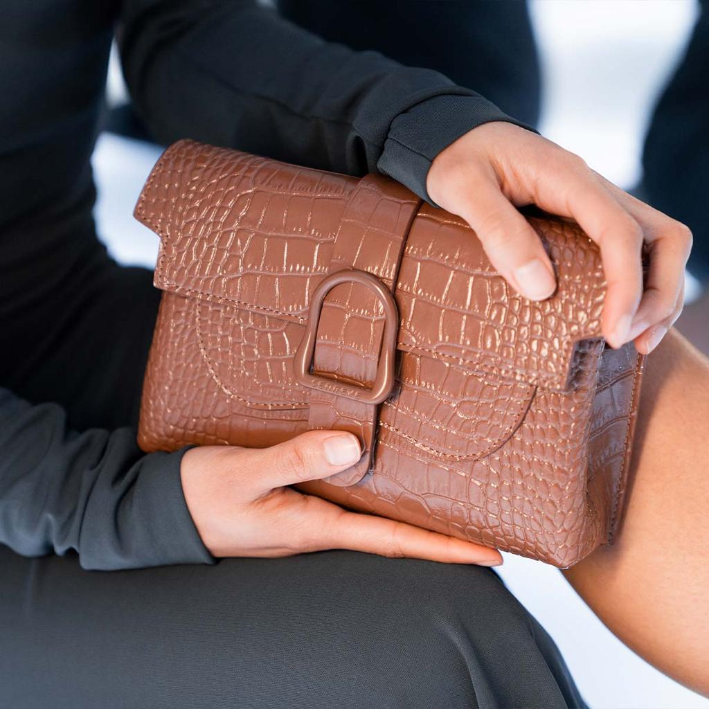 SENREVE Last Chance | Aria Élevée Belt Bag | Vegan Amica Monochrome