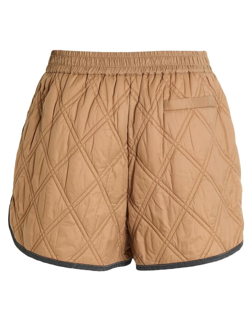 Brunello Cucinelli Shorts
Bermuda 2