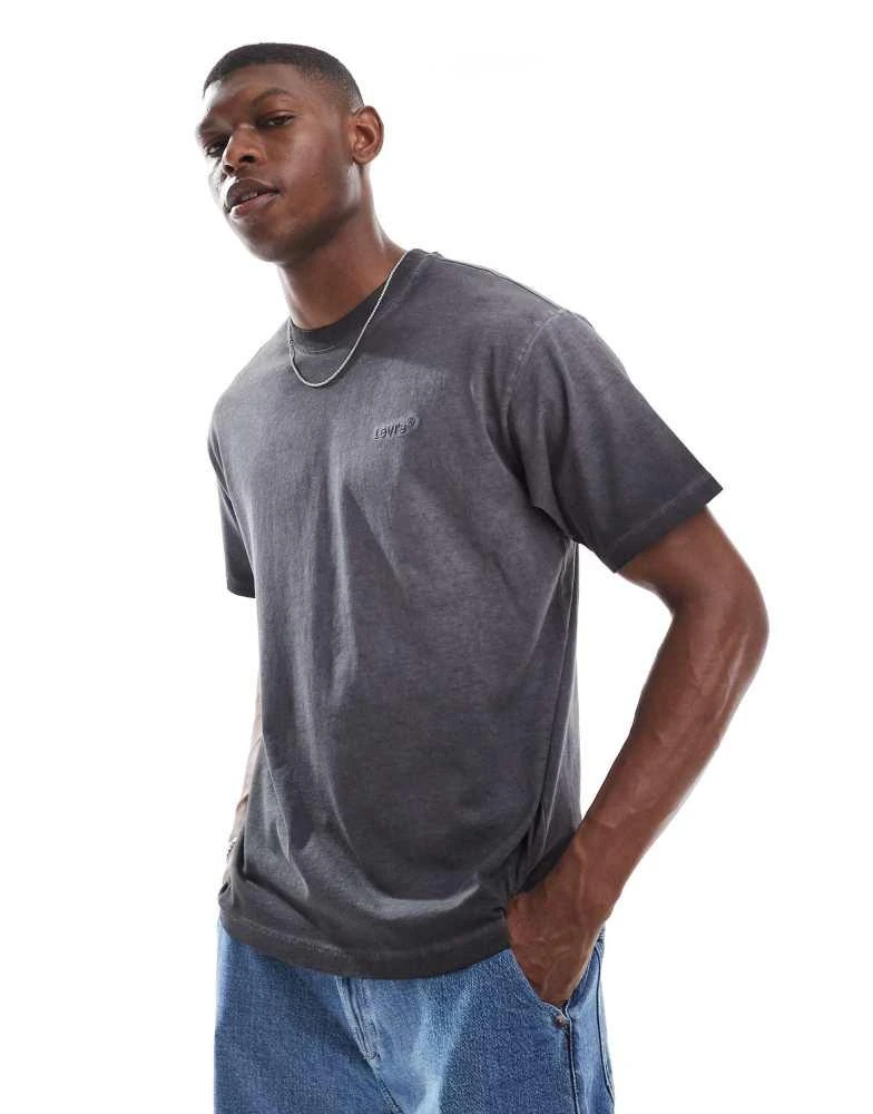 Levi
s Levi
s tonal logo vintage oversized garment wash t-shirt in charcoal