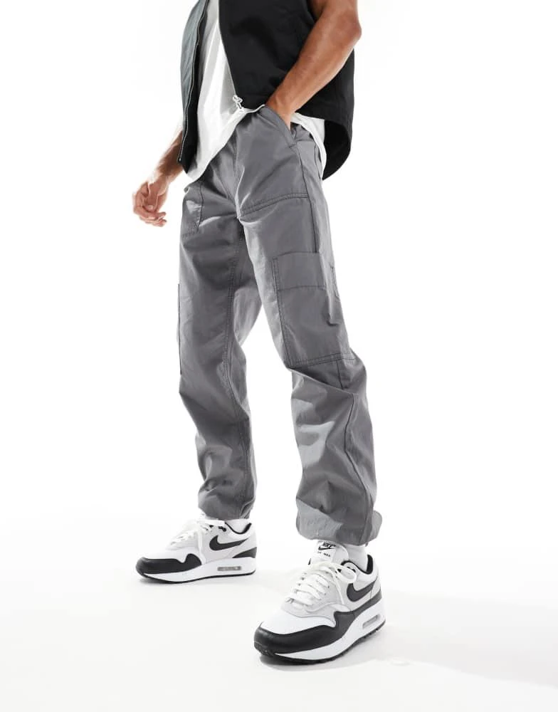 NIKE Nike Air Max 1 trainers in white and black 4