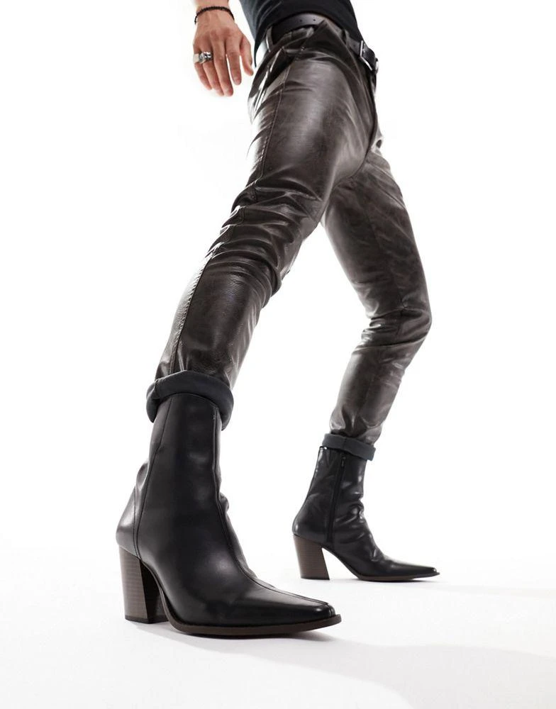 ASOS ASOS DESIGN heeled chelsea boot in black leather with natural sole 1