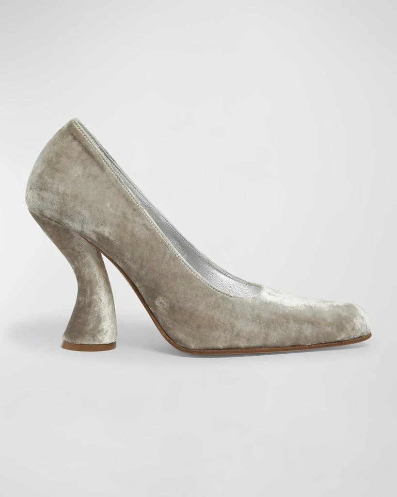 Dries Van Noten Velvet Commma-Heel Pumps 1