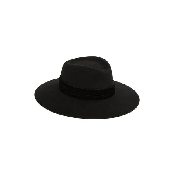 Dilara Latrous Mont Blanc Hat 1