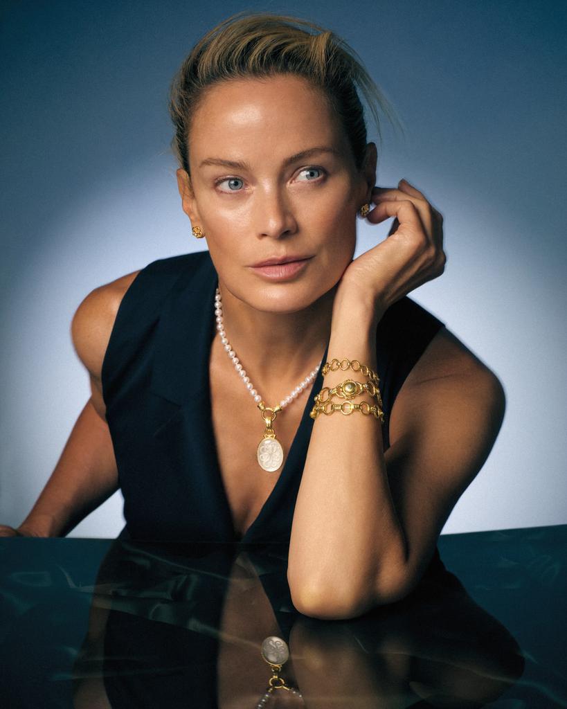 Elizabeth Locke 19K Yellow Gold Medium Vertical Oval Rock Crystal Octopus Pendant