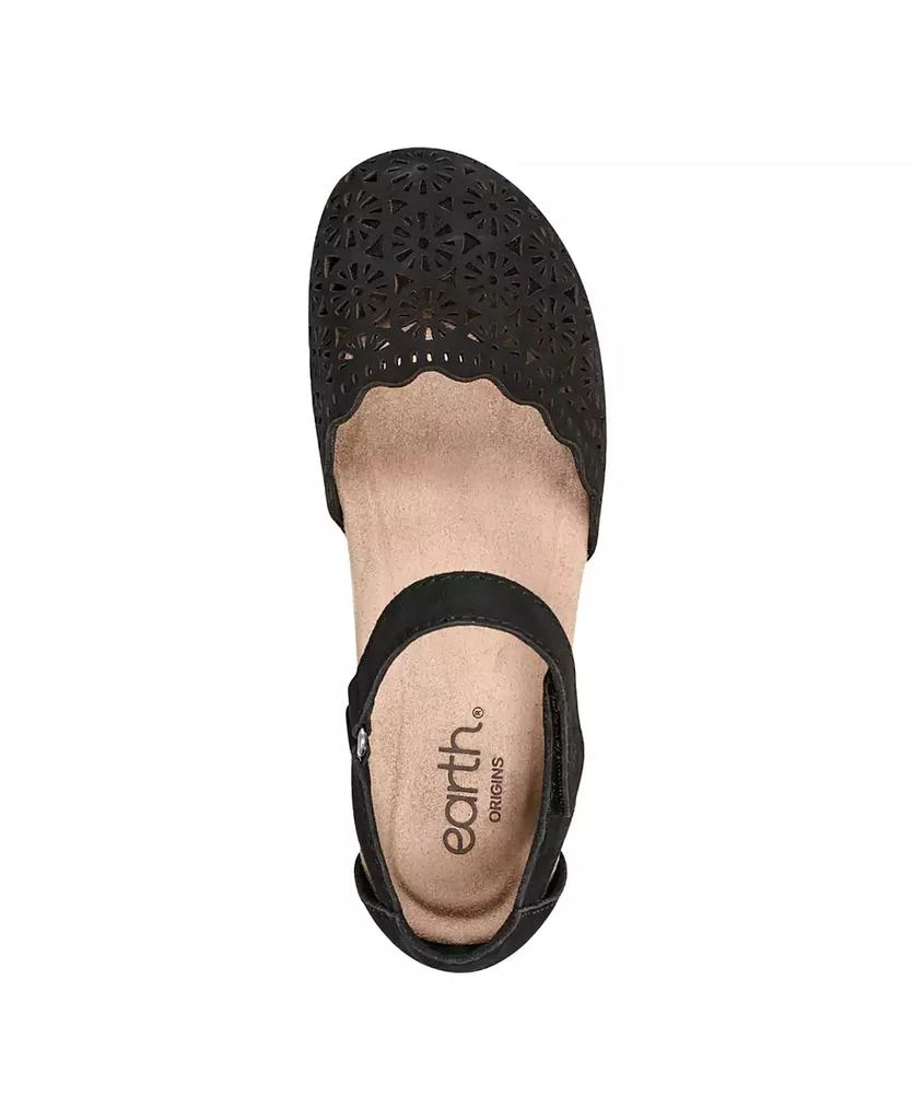 Earth Women's Bronnie Perforated Two-Piece Flat Sandals 4
