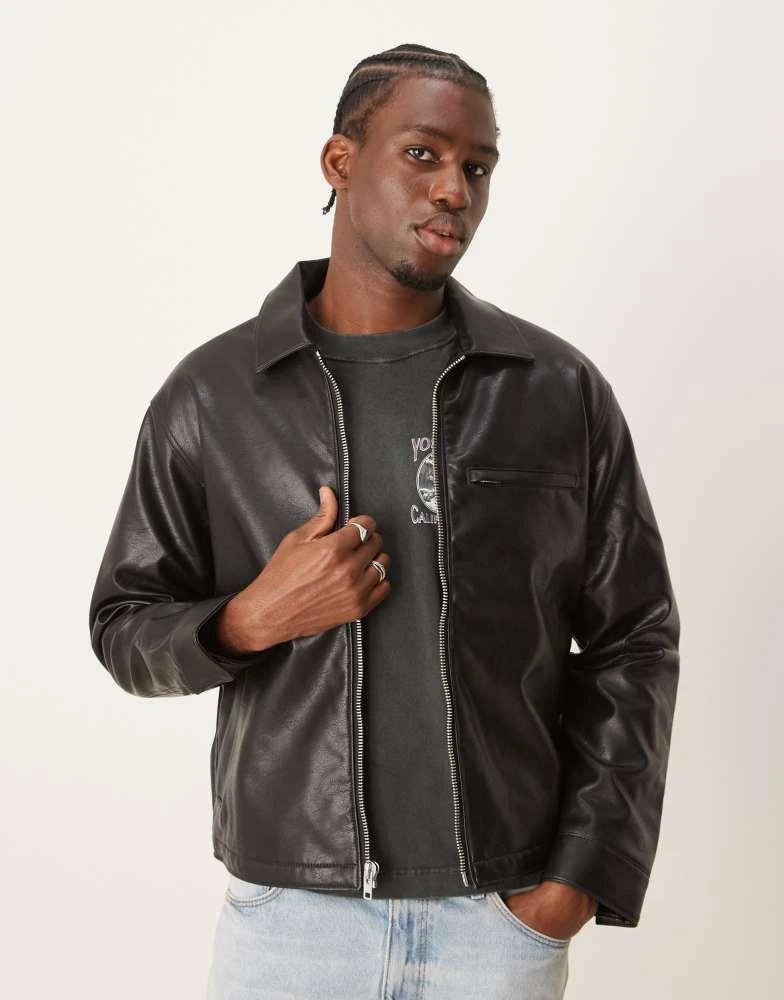 Abercrombie & Fitch Abercrombie & Fitch cropped zip front faux leather biker jacket in black 1