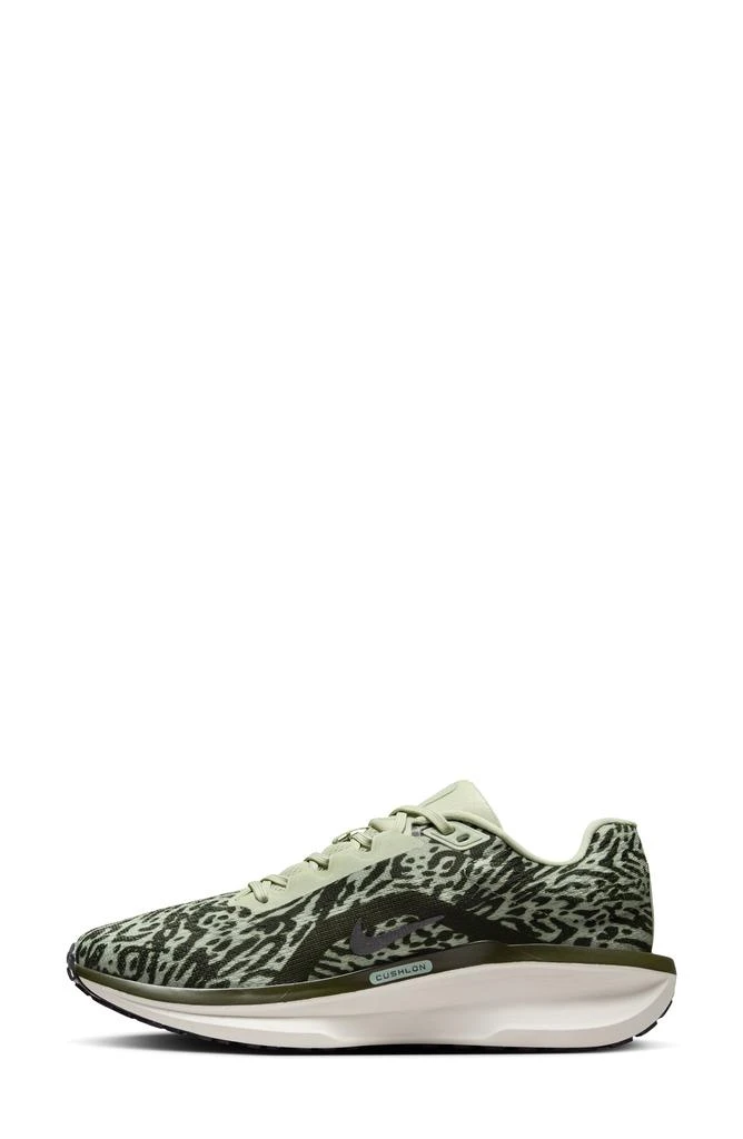 NIKE Winflo 11 Road Runner Running Shoe 6