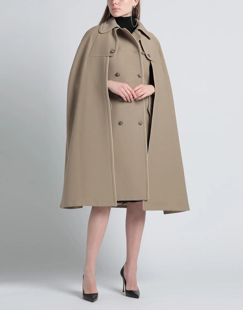 Dolce
Gabbana Cape 3