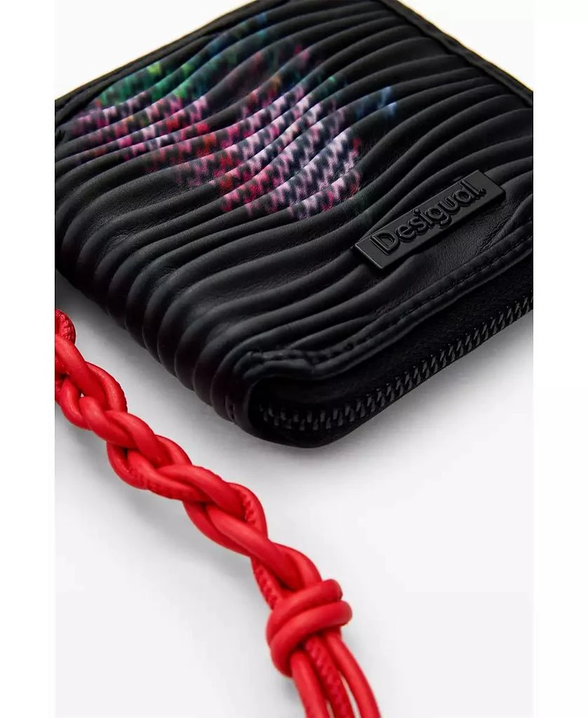 Desigual Women
s Medium wallet with floral texture 4
