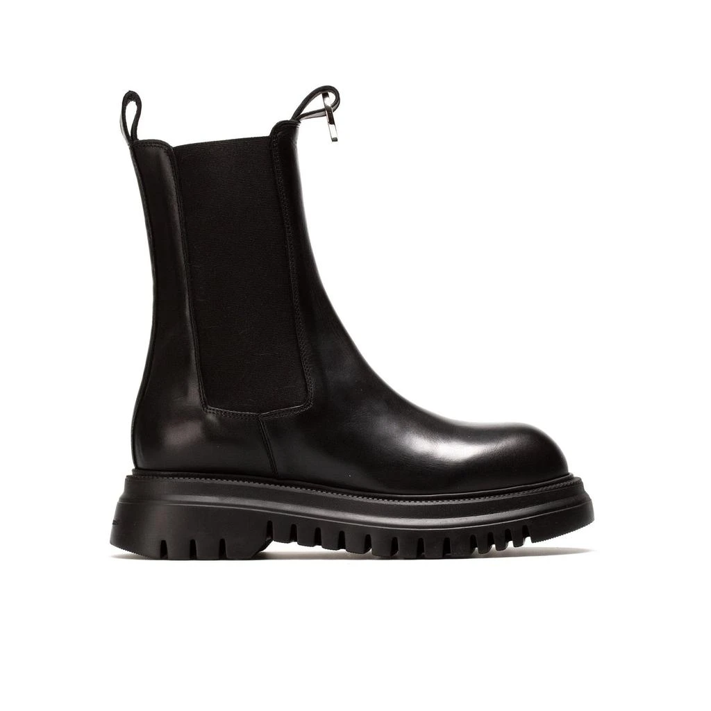 Mattia Capezzani Ilaria Boots 1