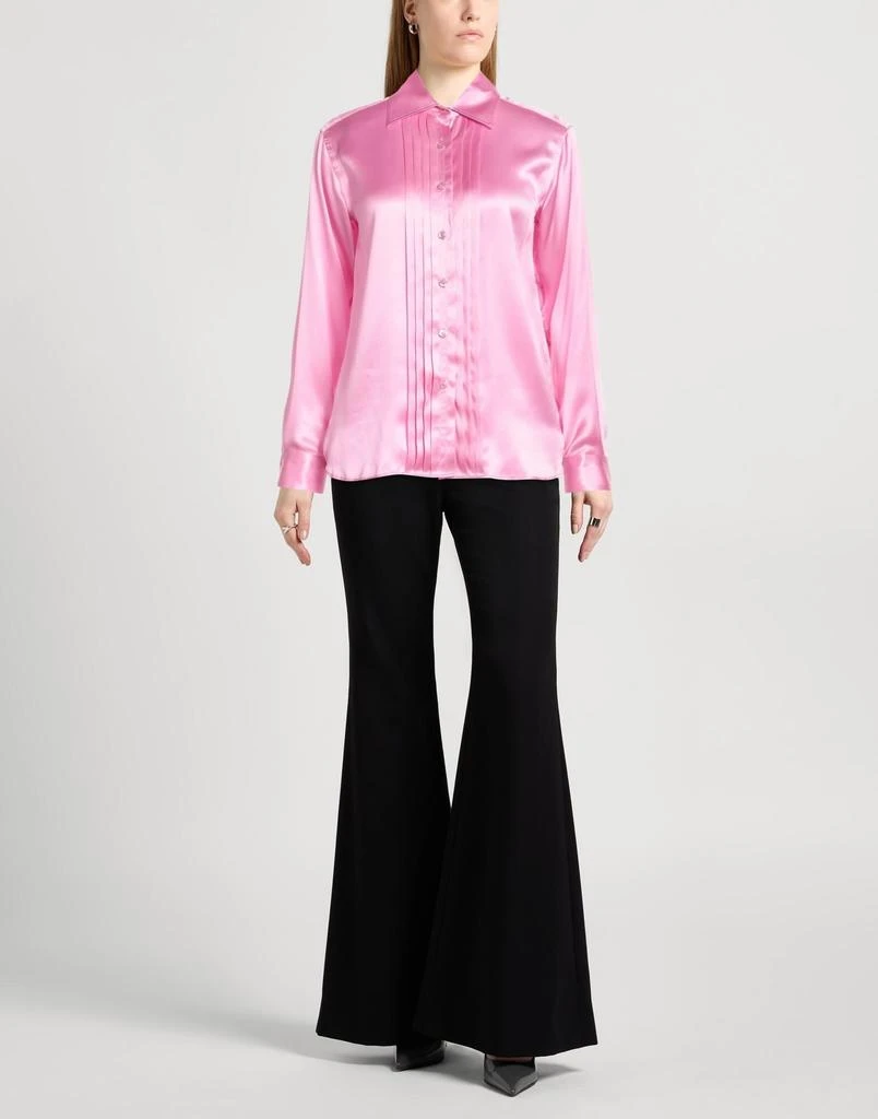 Tom Ford Silk shirts
blouses 2