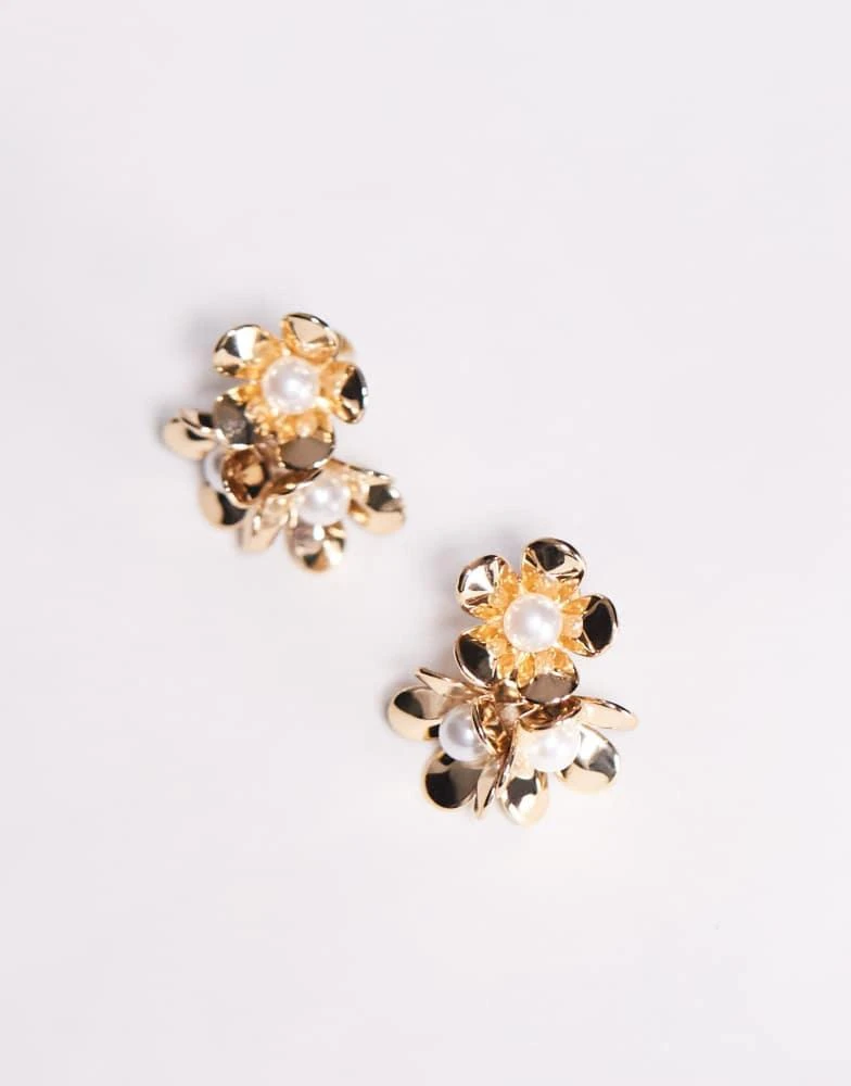 8 Other Reasons 8 Other Reasons 18ct gold plated blooming flower earrings 2
