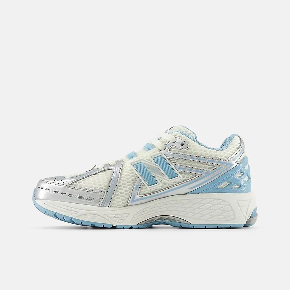 New Balance 1906 3
