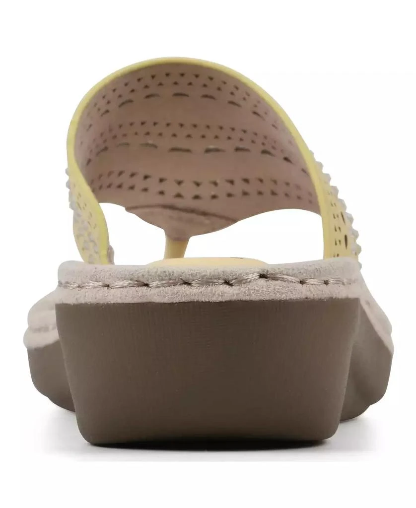 White Mountain Women's Comate Thong Sandal 3