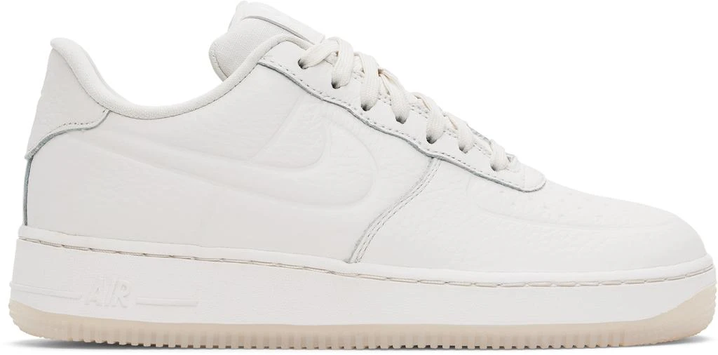 NIKE White Air Force 1 '07 Pro-Tech Sneakers 1