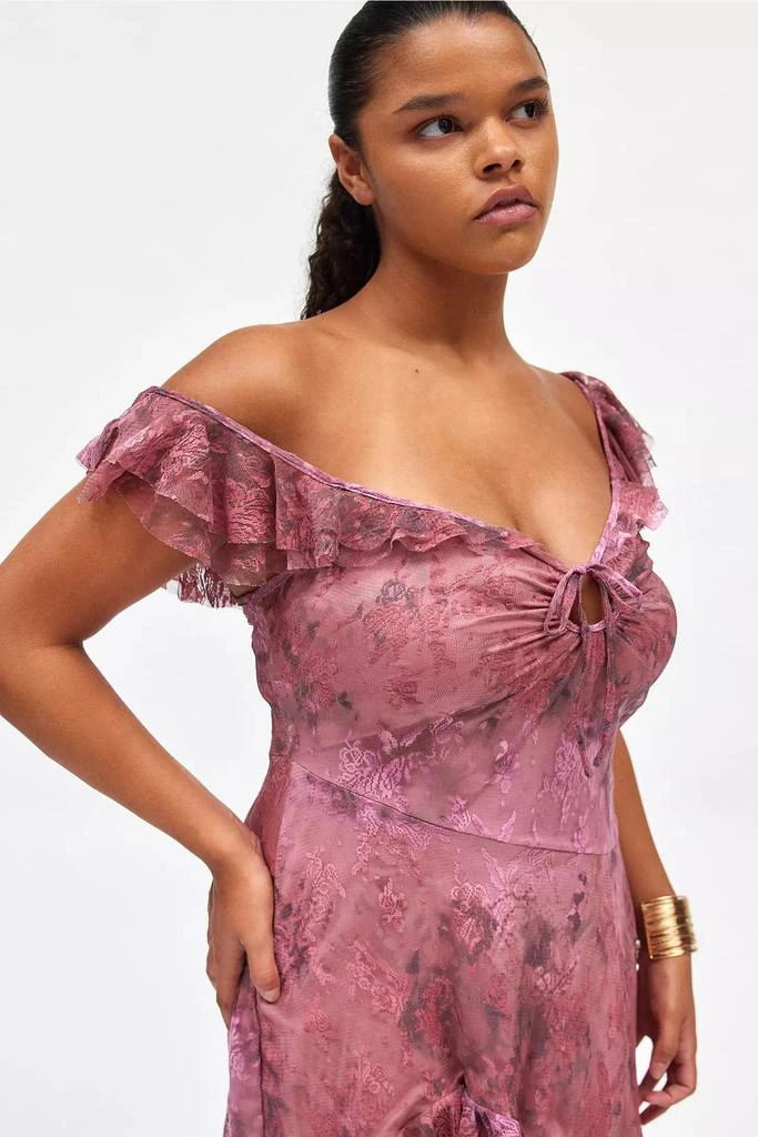 Shop UO Hyacinth Lace Spliced Midi Dress on Sale at BeyondStyle  Get 50%  Off UO Hyacinth Lace Spliced Midi Dress with Limited-Time Flash Deals,  Exclusive Discounts, and Special Offers. Enjoy Unbeatable