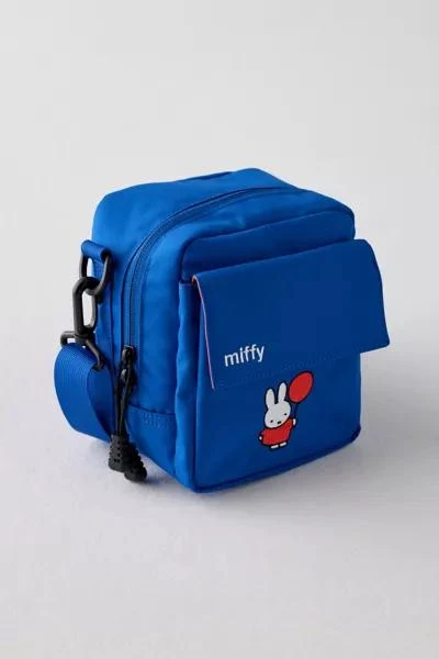 Retrospekt Miffy + Retrospekt UO Exclusive Instant Camera Bag 1