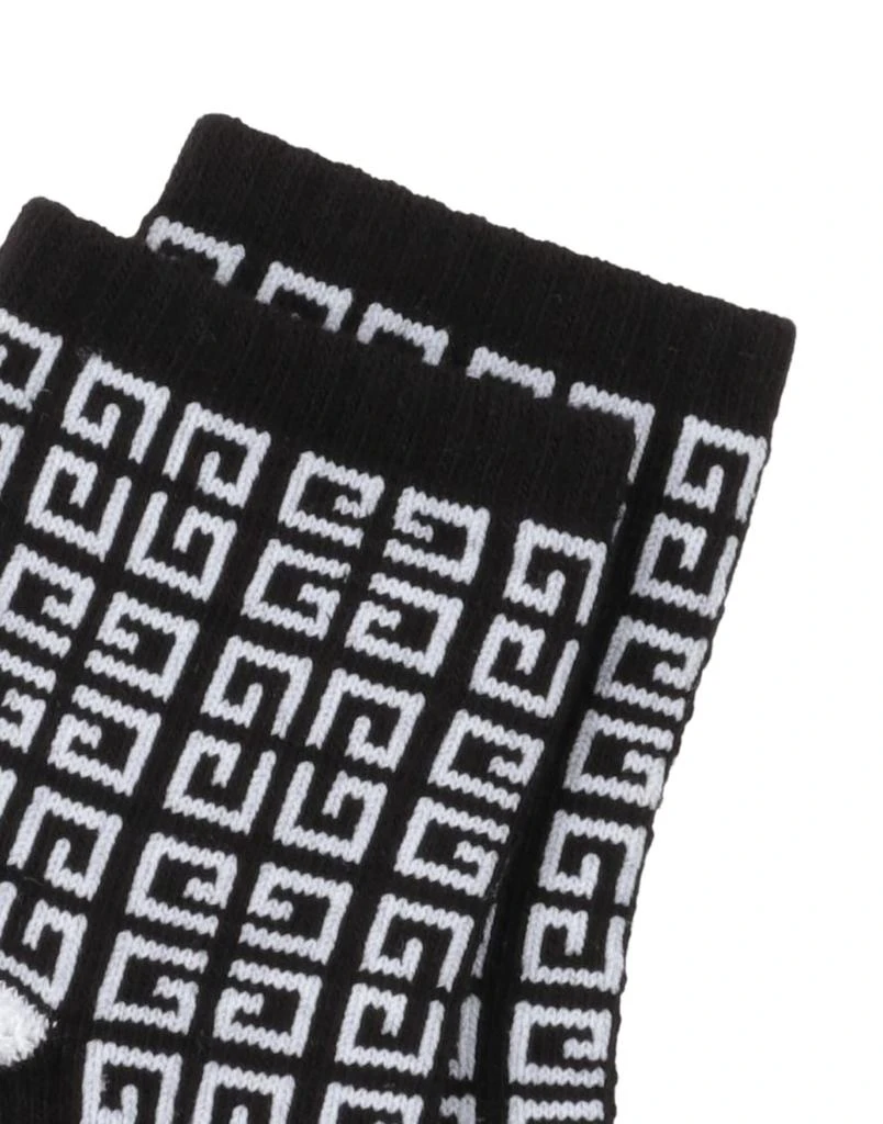 Givenchy Socks
tights 2