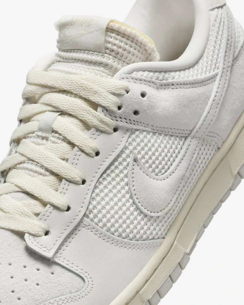 NIKE Nike - Men's Dunk Low Waffle Sneaker 7