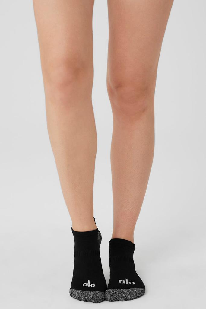 Alo Women's Performance Tab Sock - Black/White