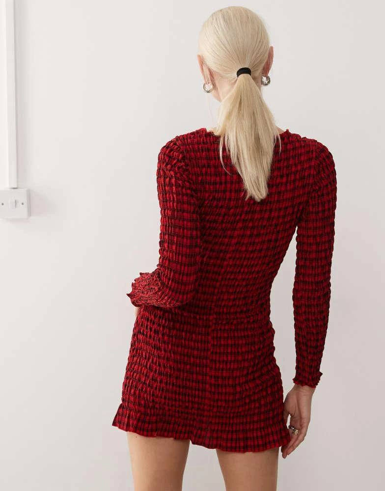 Daisy Street Daisy Street long sleeve shirred mini dress in red check 4