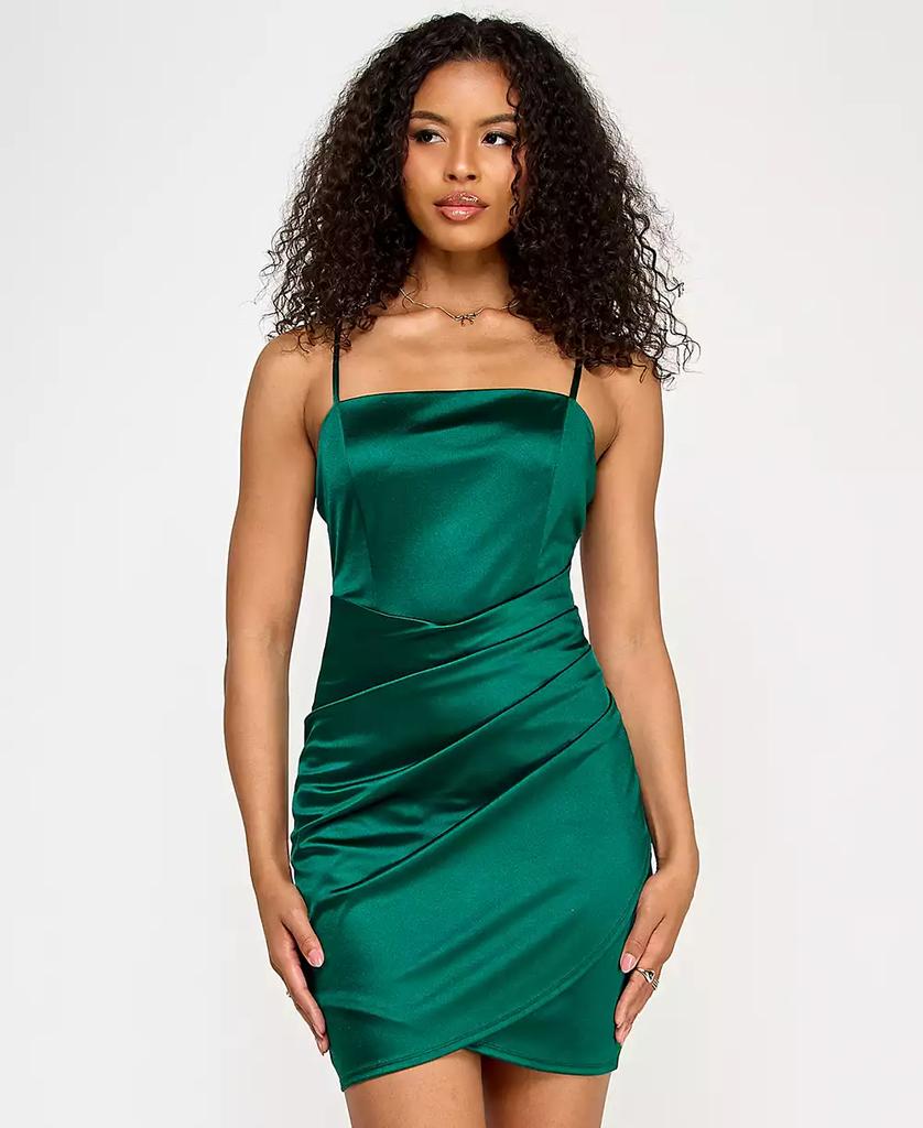 Emerald Sundae Juniors' Ruched Asymmetric Bodycon Dress
