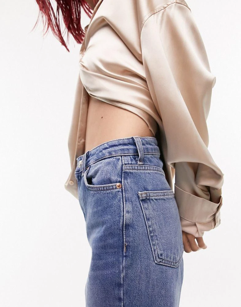 Topshop Petite Topshop Petite Mom jeans in mid blue 2