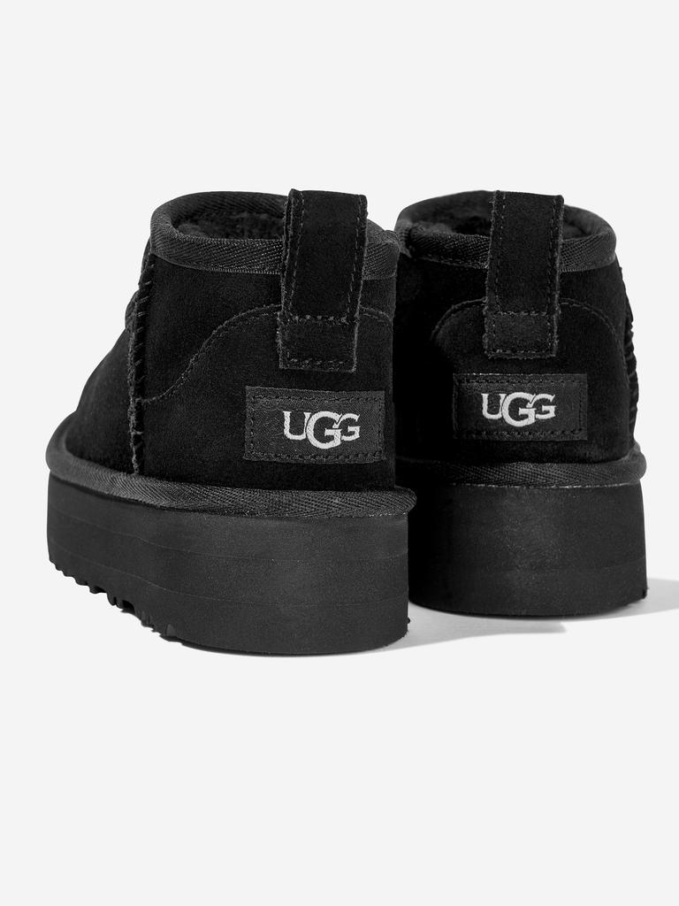 black uggs low