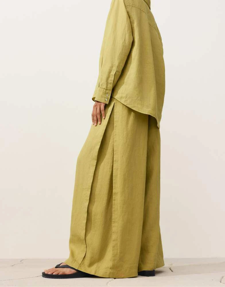 OYSHO OYSHO 100% linen wide-leg trousers with side pleat in lime green 4